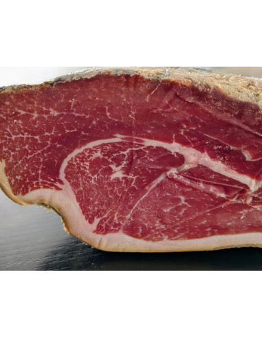 Pernil curat de raça DUROC, 3 anys i mig de curació, peça de 10 kg